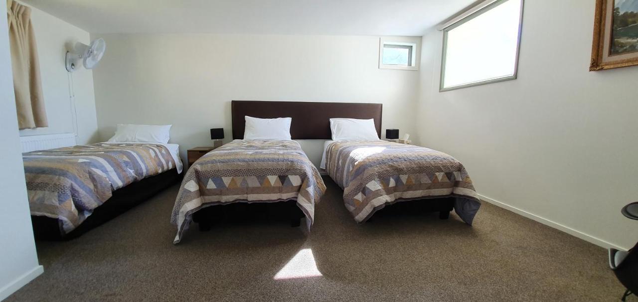 Hunters Moon Villa Mosgiel Eksteriør bilde